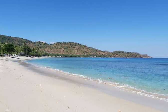 Beautiful Places in Senggigi: Beaches and Sunset Spots